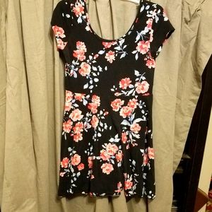 Aeropostale| black floral print dress| size Large